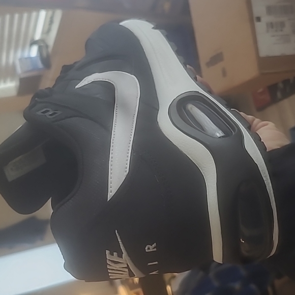 Nike AirMax - Picture 6 of 9